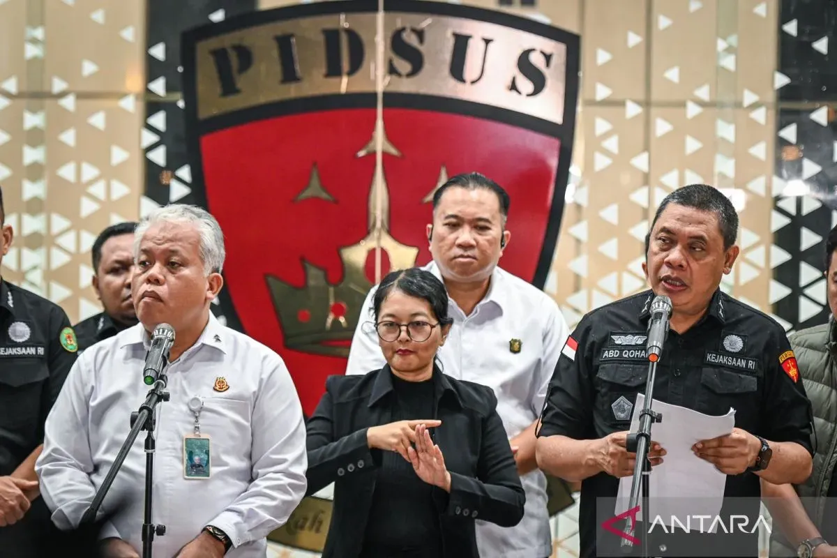 Kejagung Tetapkan 4 Tersangka Korupsi Chromebook, Negara Rugi Rp1,98 Triliun!