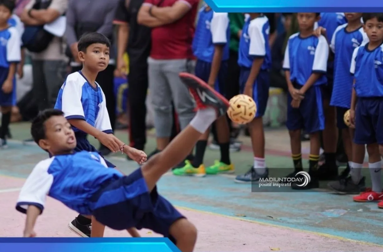 SMPN 2 Ngantru Juara Sepak Takraw For Cub 2025, Kalahkan Juara Bertahan!