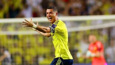 Al Nassr ke Final Piala Super Saudi, Messi Cedera!