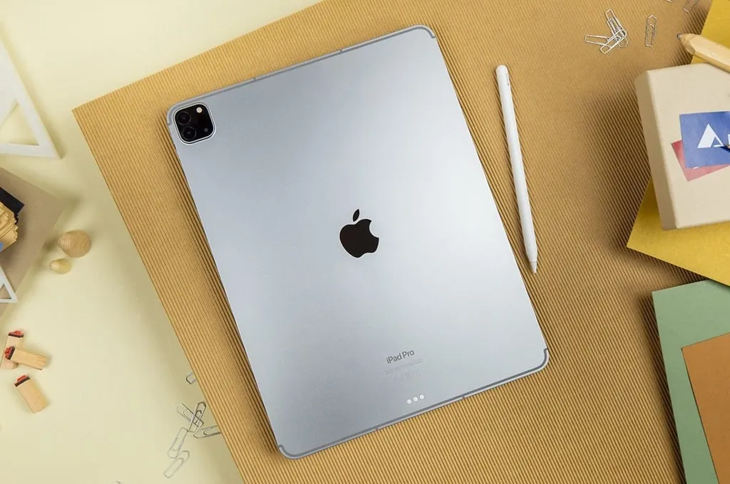 iPad Pro M5 Apple Gegerkan Pasar: Kamera Ganda Depan Revolusioner!