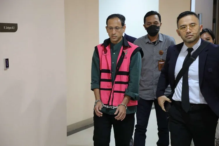 Rp1,98 T Rugi Negara: Apartemen Eks Mendikbudristek NAM Digeledah!