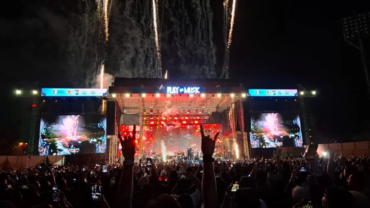 Dewa 19 Guncang Bojonegoro, 15 Lagu Spesial Peringati HUT TNI!