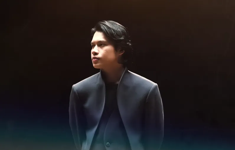 Rony Parulian Rilis "Salahi Aku", Netizen Kaitkan Isu Hamish Daud!