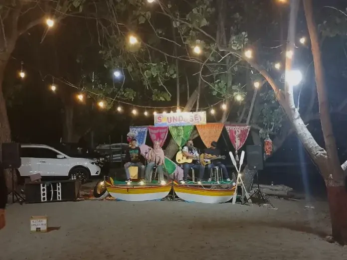 Sound Set "Ruang Penat" di Pasir Putih Situbondo: Magnet Wisata Baru!