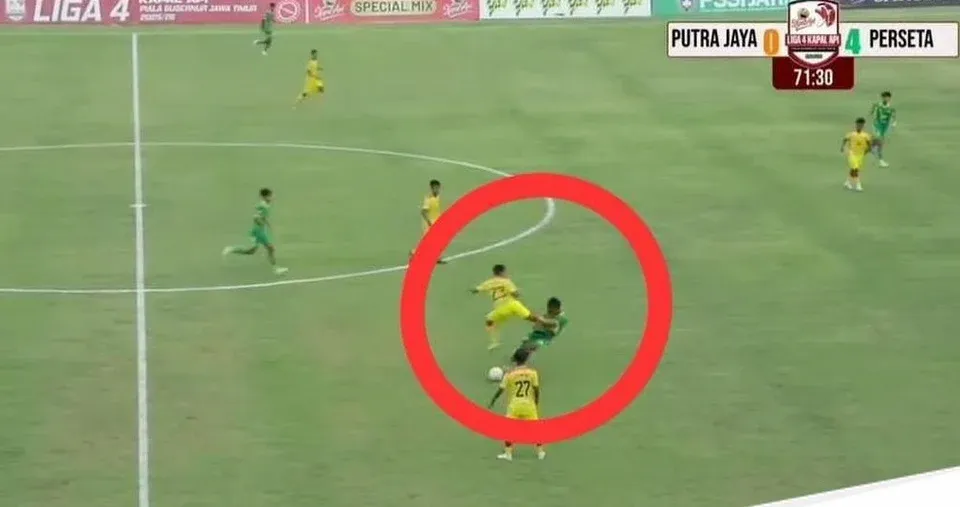 2 Pemain Liga 4 Dilarang Sepak Bola Seumur Hidup Akibat Tendangan Kungfu Brutal, Media Vietnam Soroti Krisis Disiplin