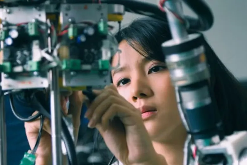 2026: Indonesia Diprediksi Krisis Politik-Ekonomi