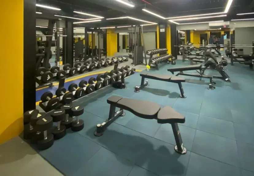 Warga Malang Serbu Gym Dekat Stasiun Gubeng: Harga Mulai Rp 200 Ribu!