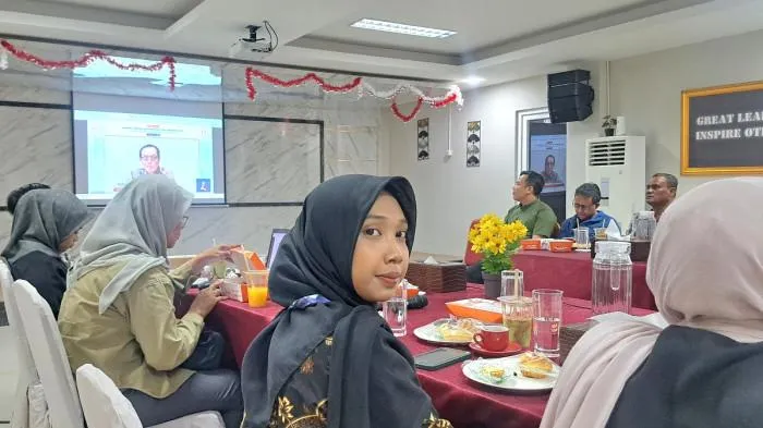 Ekonomi RI Melonjak 5,04% di Q3 2025, OJK Soroti Tantangan Global!