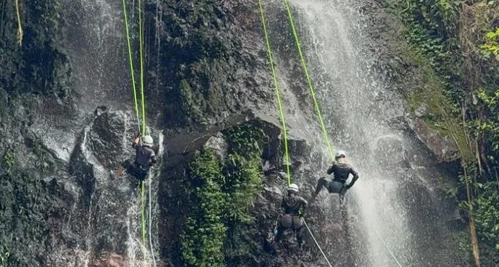 Canyoning Bogor: 3 Curug Baru, Viral di Kalangan Muda!