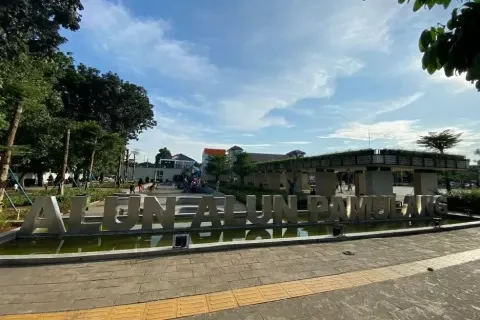Alun-alun Pamulang Diserbu Warga, Fasilitas Olahraga Gratis Jadi Magnet!